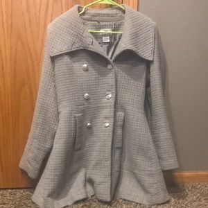 Gray and silver Worthington trench coat.